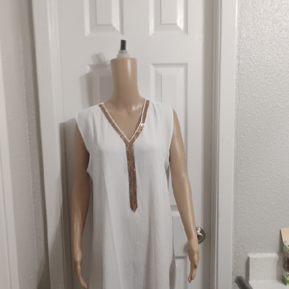 White Sleeveless Maxi Dress with Gold Accent - Picture 8 of 10